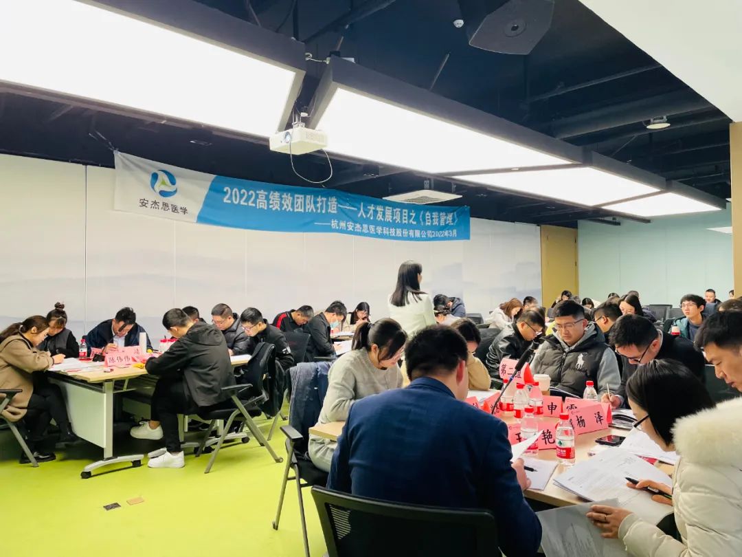 无码AV久久久久久久久