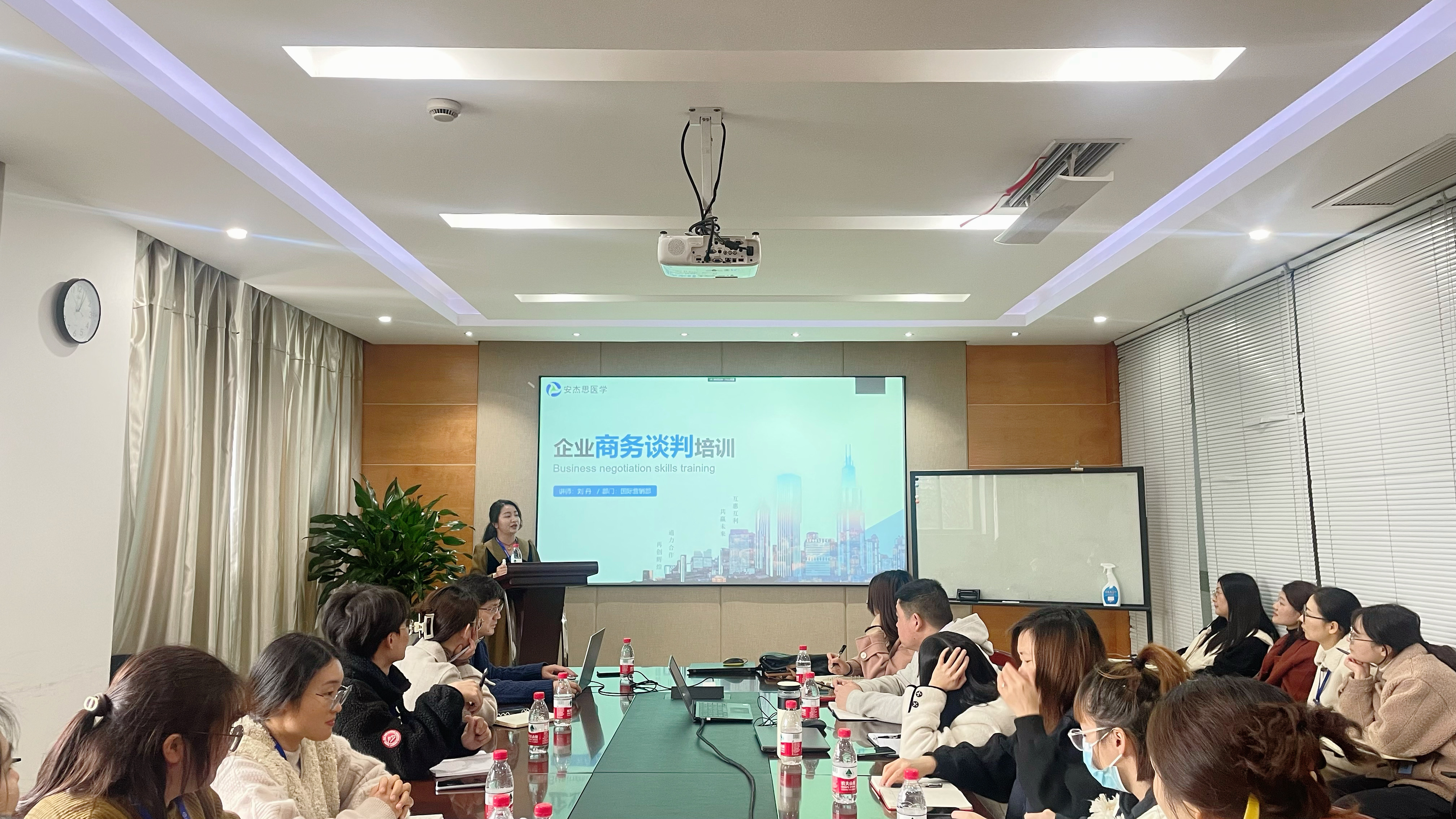 无码AV久久久久久久久