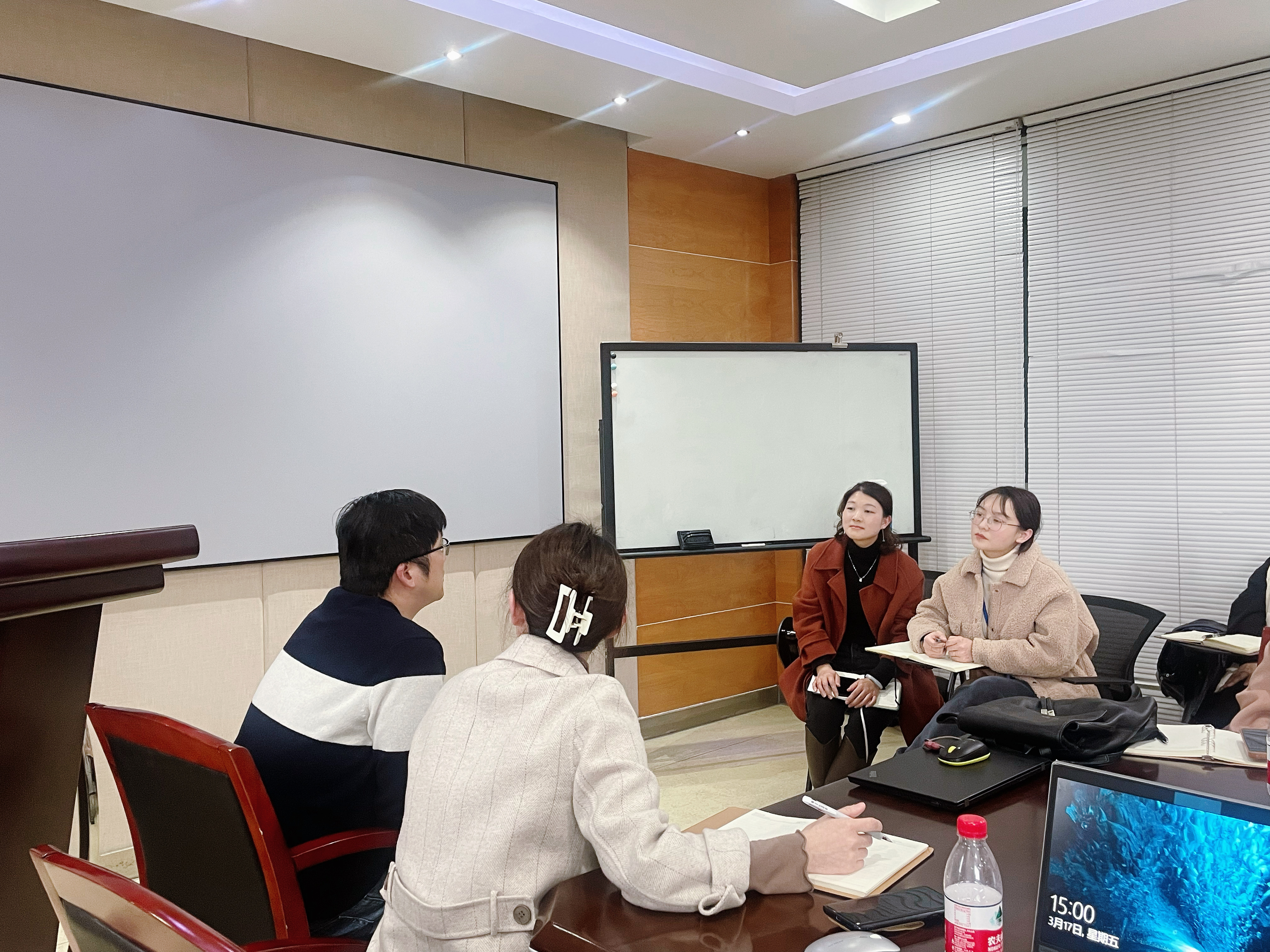 无码AV久久久久久久久